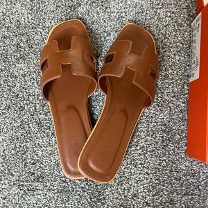 H sandals - with box and bag